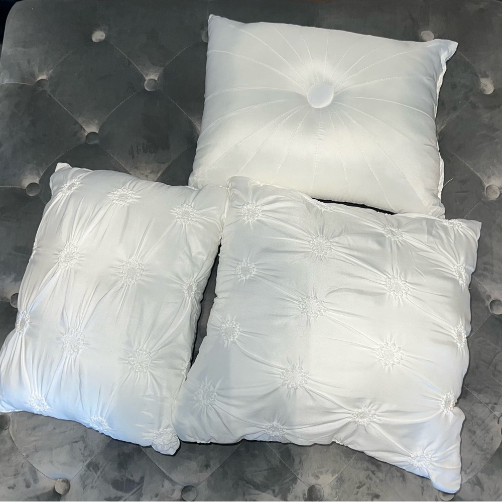Decorative pillows